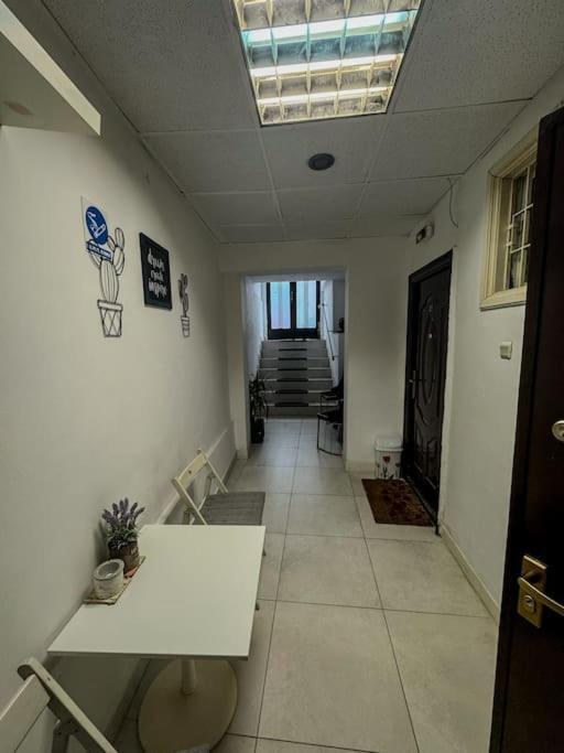 Happy Studio Calea Victoriei Boekarest Buitenkant foto